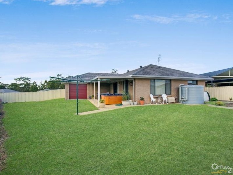 28 Kelly Circle, Rutherford NSW 2320