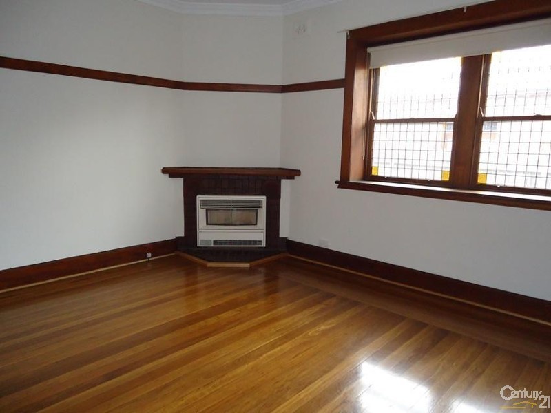 38 Queen Street, Lorn NSW 2320