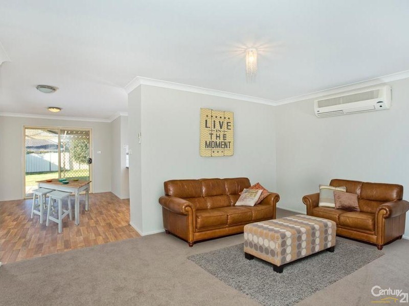 11 Schanck Drive, Metford NSW 2323