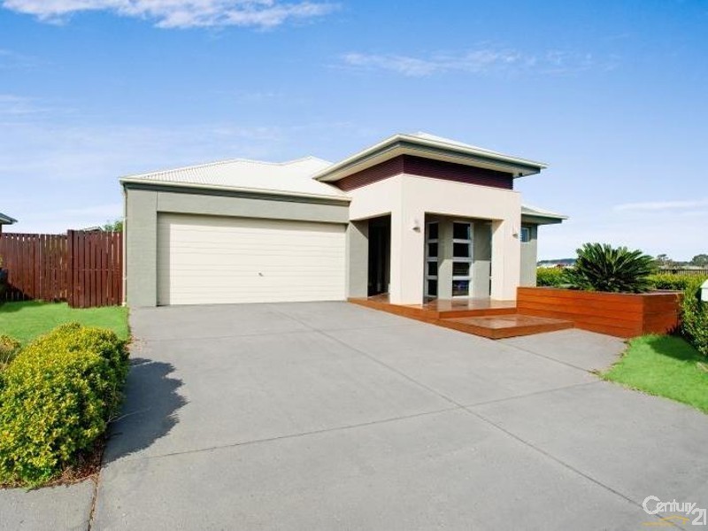 2 Niven Parade, Rutherford NSW 2320
