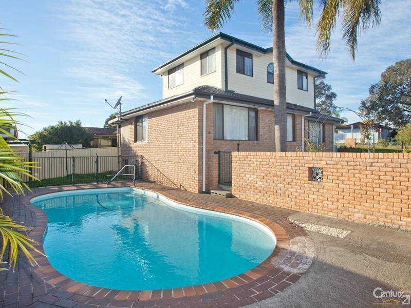2 Treasure Street, Rutherford NSW 2320