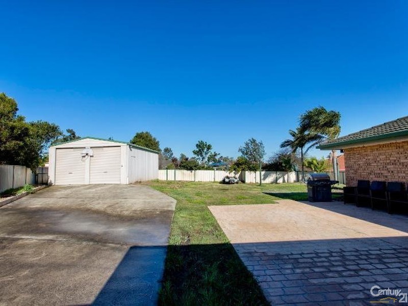 6 Woodbine Close, Woodberry NSW 2322