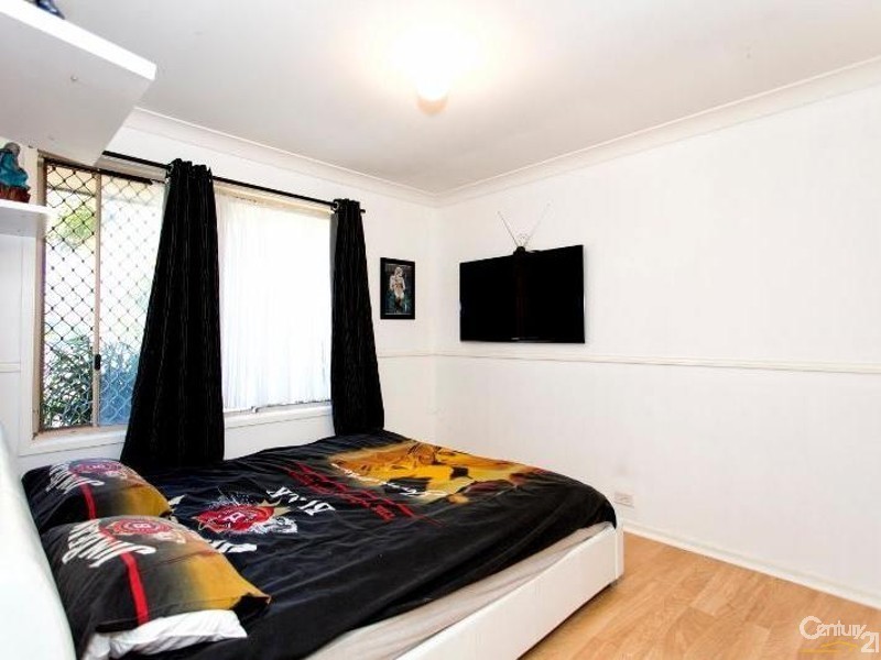 6 Woodbine Close, Woodberry NSW 2322