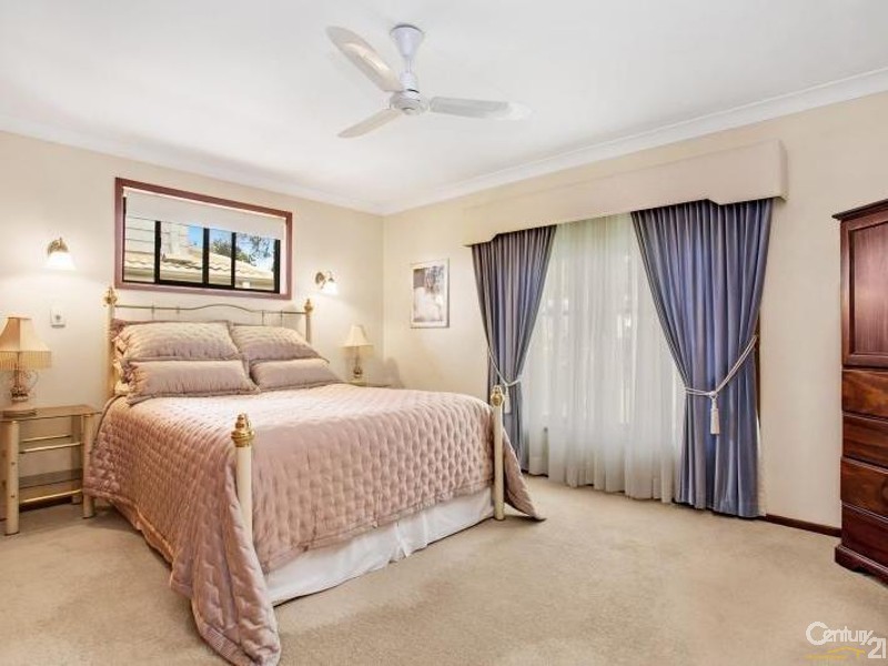 12 Robert Street, Tenambit NSW 2323