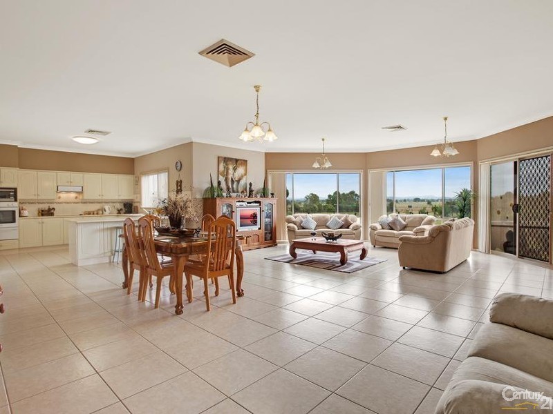 55 Reflection Drive, Louth Park NSW 2320