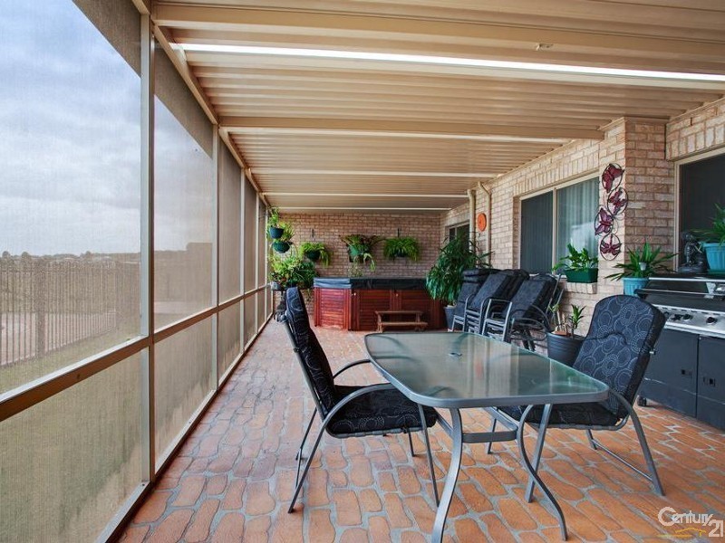 55 Reflection Drive, Louth Park NSW 2320