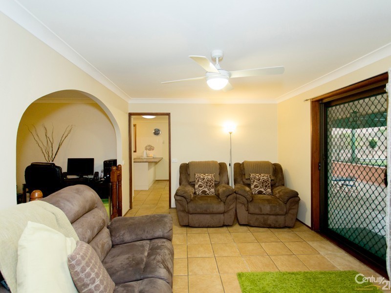 8 Larkspur Parade, Metford NSW 2323