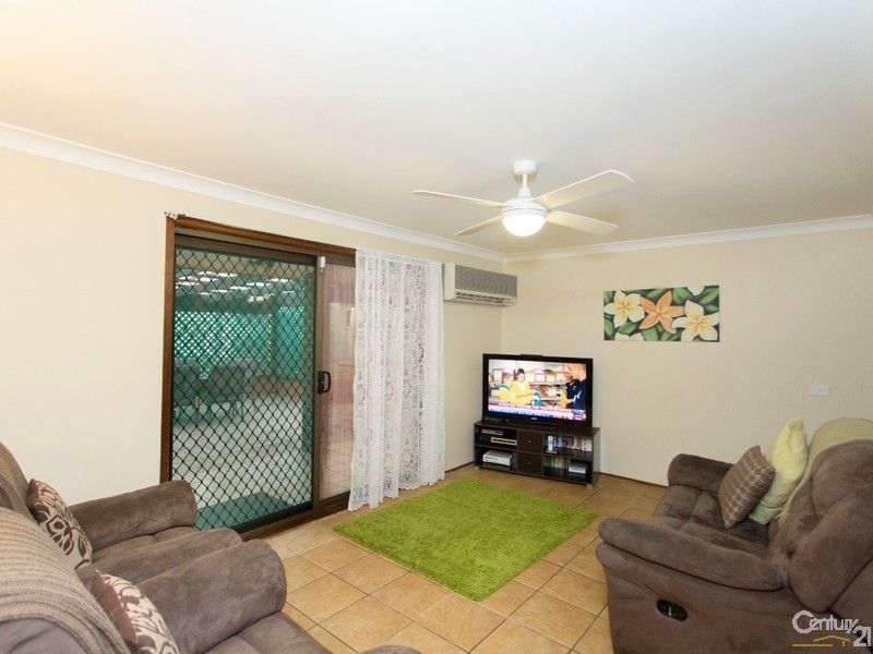 8 Larkspur Parade, Metford NSW 2323