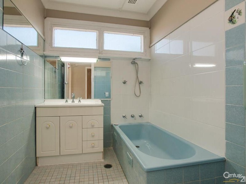 12 Russell Street, Telarah NSW 2320