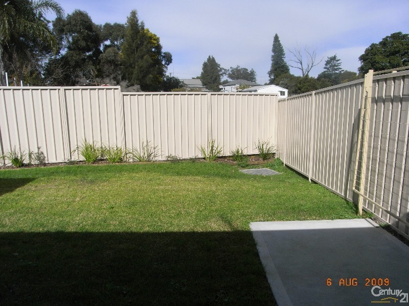 27 Lonsdale Place, Kurri Kurri NSW 2327