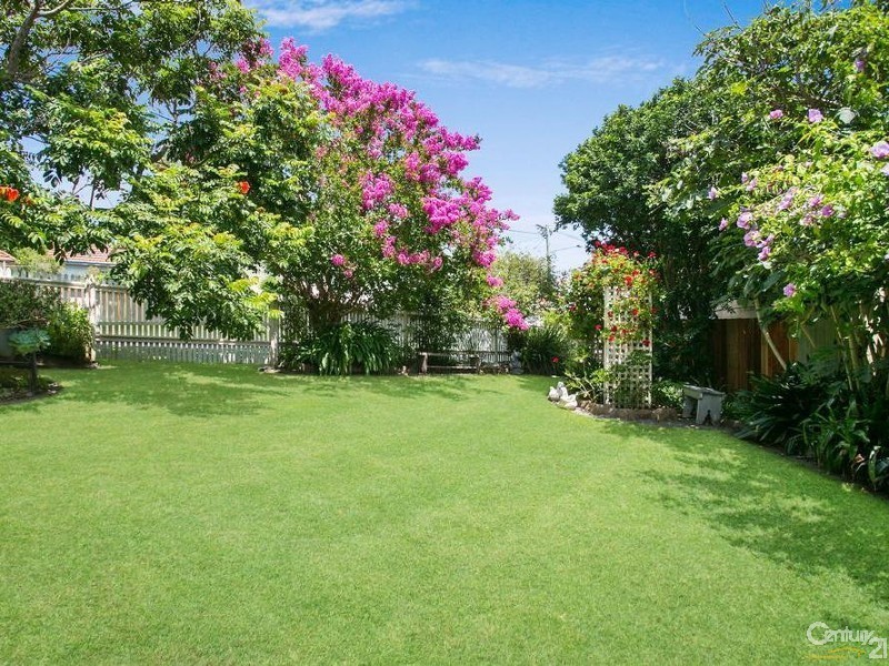 2 Clara Street, East Maitland NSW 2323