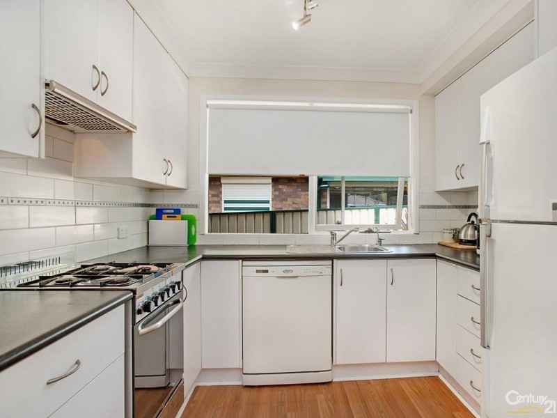 27 Dumaresq Parade, Metford NSW 2323