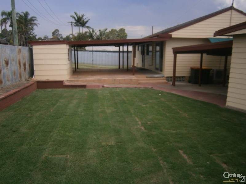 16 Buffier Crescent, Rutherford NSW 2320
