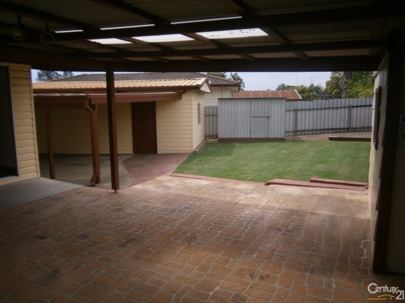 16 Buffier Crescent, Rutherford NSW 2320