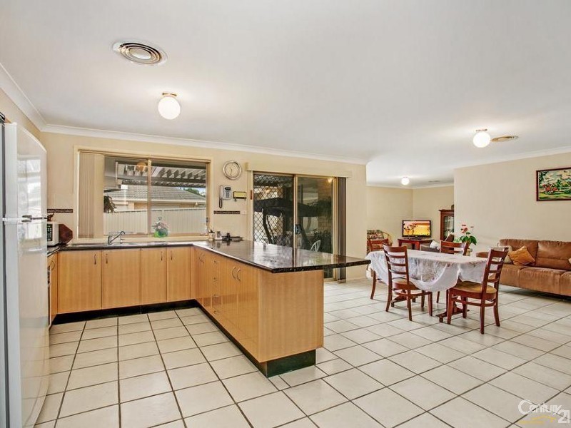 37 Jenna Drive, Raworth NSW 2321