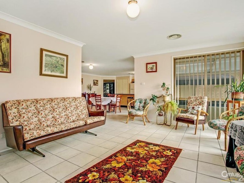 37 Jenna Drive, Raworth NSW 2321