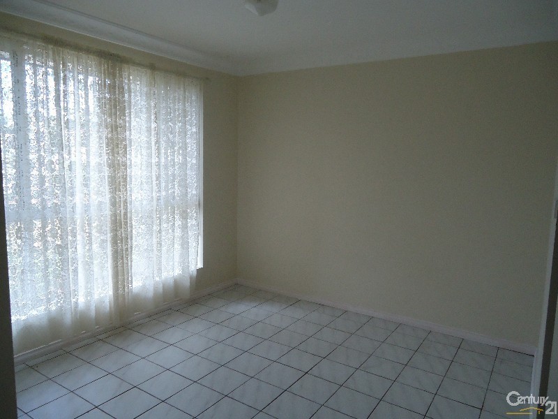 1/30 Eucalyptus Drive, Metford NSW 2323