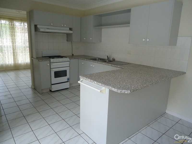 1/30 Eucalyptus Drive, Metford NSW 2323