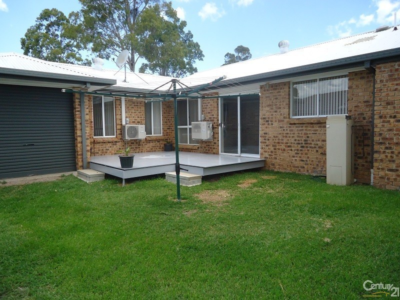 1/30 Eucalyptus Drive, Metford NSW 2323