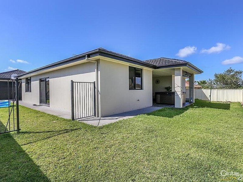 20 Acer Terrace, Thornton NSW 2322