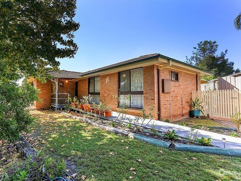 11 Ronald Street, Tenambit NSW 2323