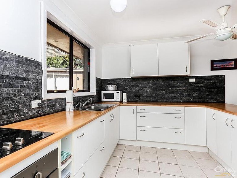 11 Ronald Street, Tenambit NSW 2323