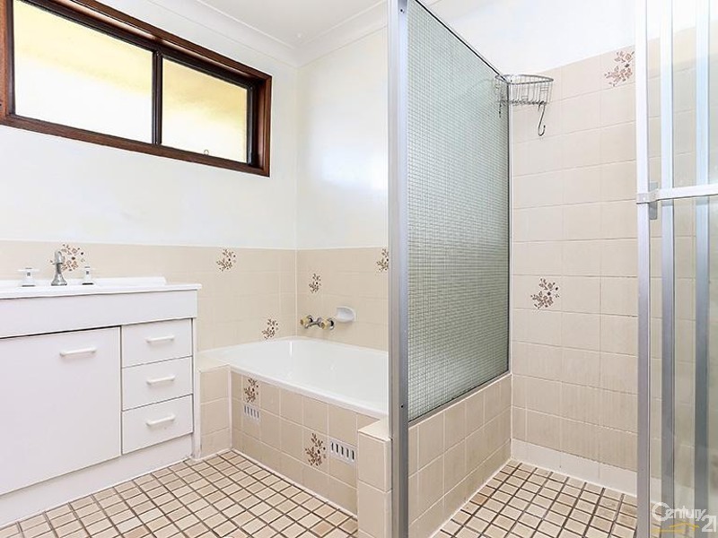 11 Ronald Street, Tenambit NSW 2323
