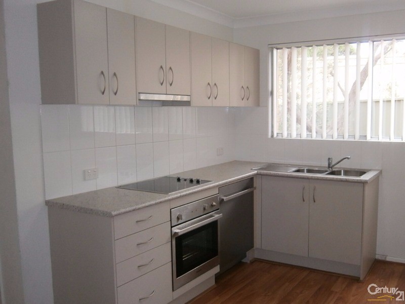 1/70 Weblands Street, Rutherford NSW 2320