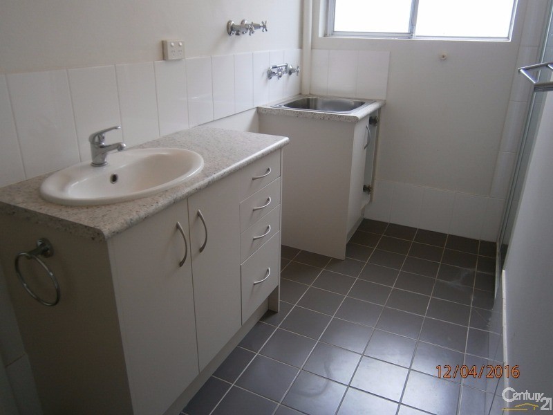 1/70 Weblands Street, Rutherford NSW 2320