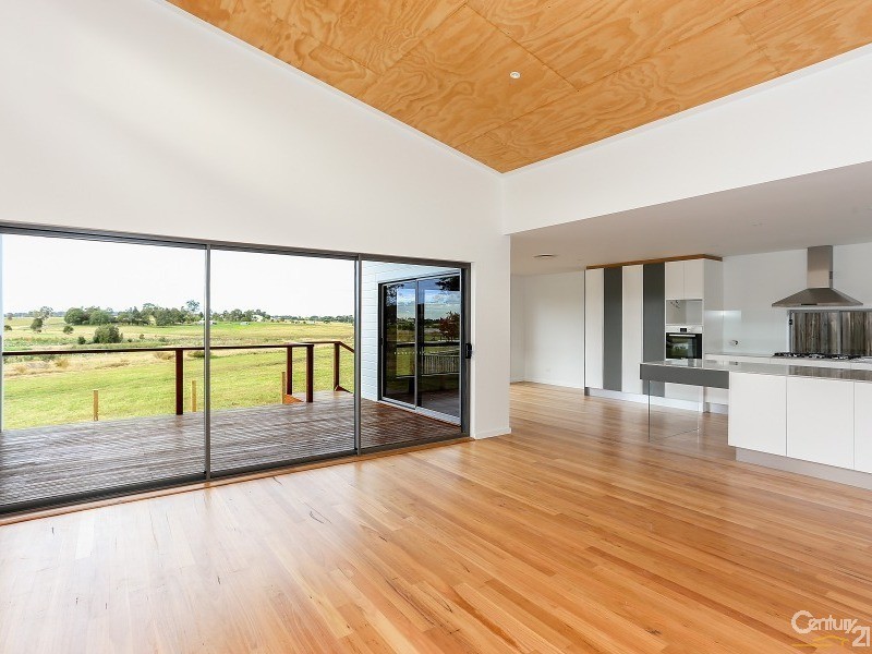 4 Heath Avenue, Aberglasslyn NSW 2320