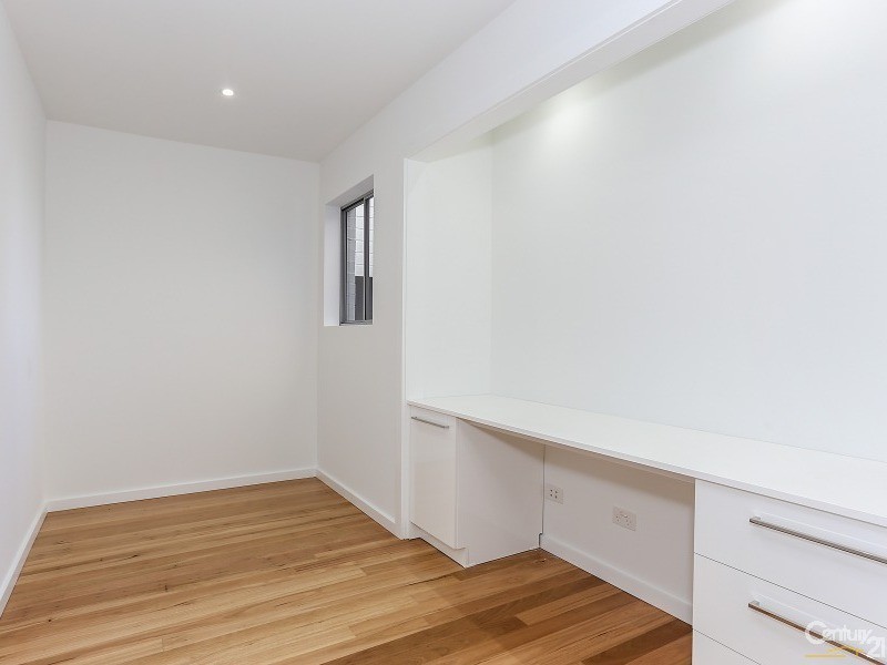 4 Heath Avenue, Aberglasslyn NSW 2320