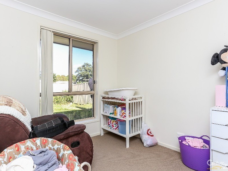 27 Lonsdale Place, Kurri Kurri NSW 2327