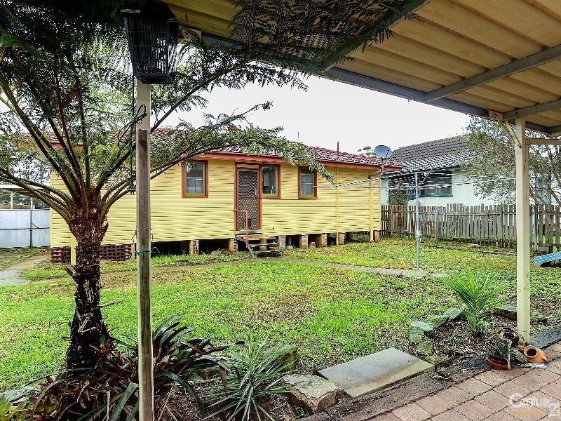 128 Lawson Avenue, Woodberry NSW 2322