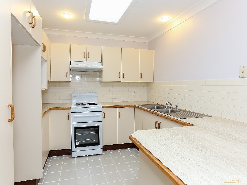 2/27 Day Street, East Maitland NSW 2323