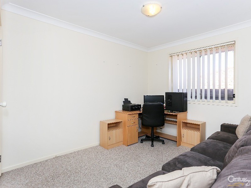 5 Hibiscus Crescent, Aberglasslyn NSW 2320