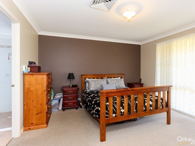 7 Wattlebird Close, Aberglasslyn NSW 2320