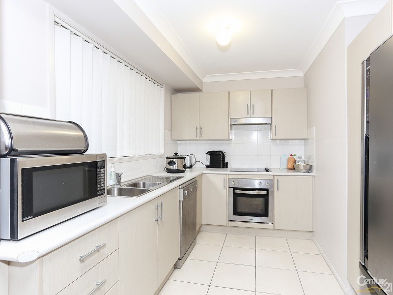 1/15 Denton Park Drive, Rutherford NSW 2320