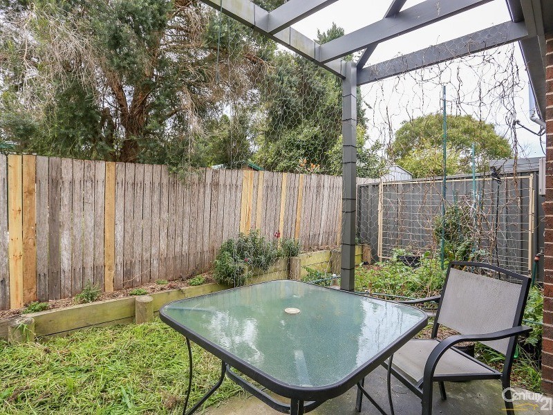 1/15 Denton Park Drive, Rutherford NSW 2320