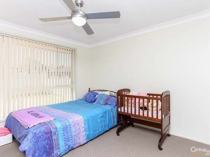 8/5 Justine Parade, Rutherford NSW 2320