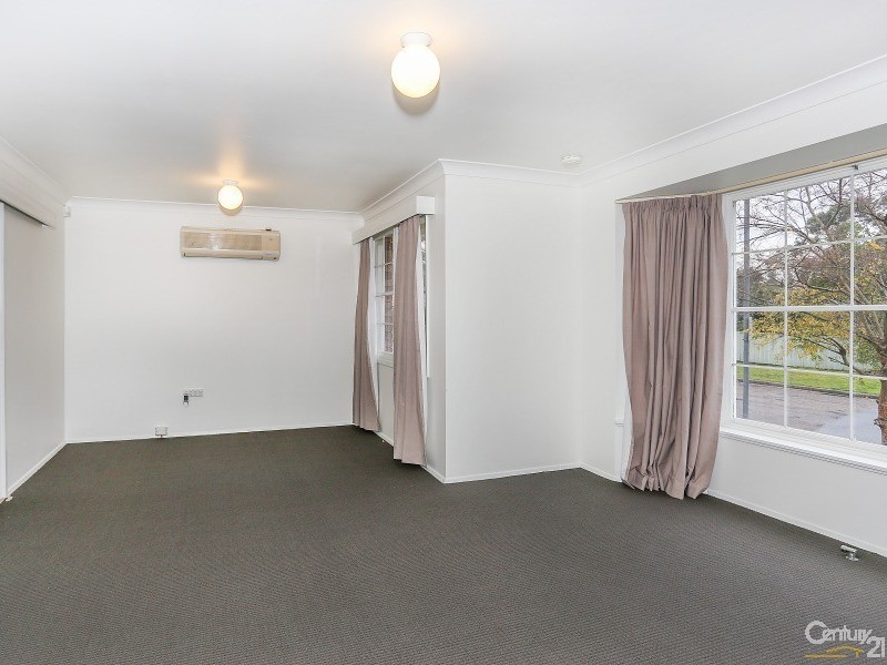 2 Verdant Drive, East Maitland NSW 2323