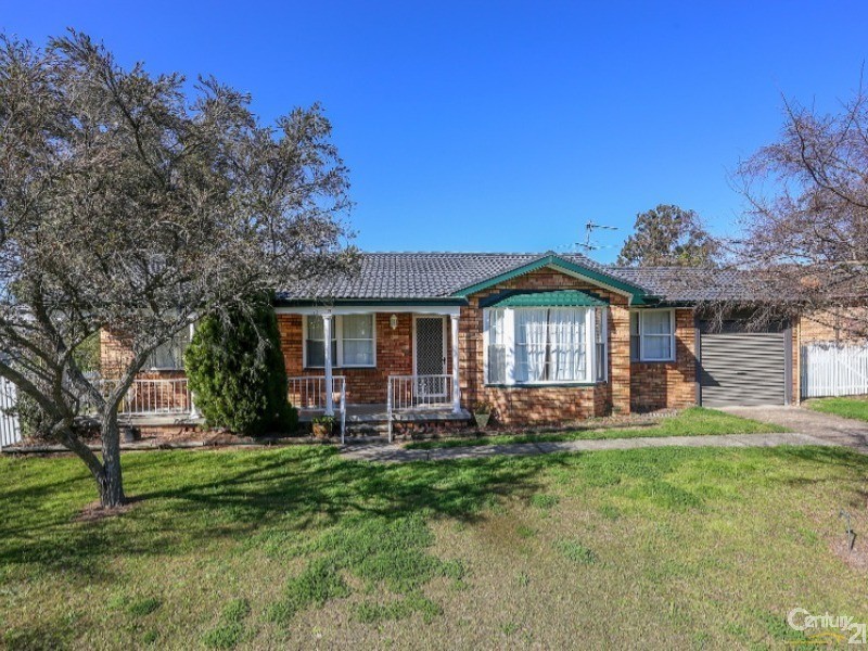 2 Verdant Drive, East Maitland NSW 2323