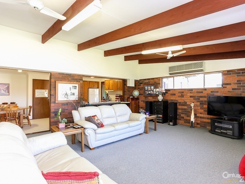 14 Wakehurst Crescent, Metford NSW 2323