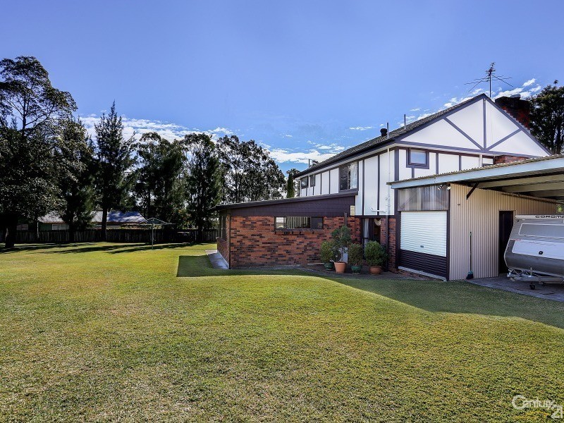 14 Wakehurst Crescent, Metford NSW 2323