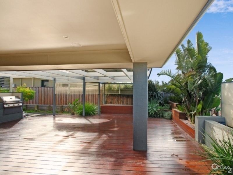 2 Niven Parade, Rutherford NSW 2320
