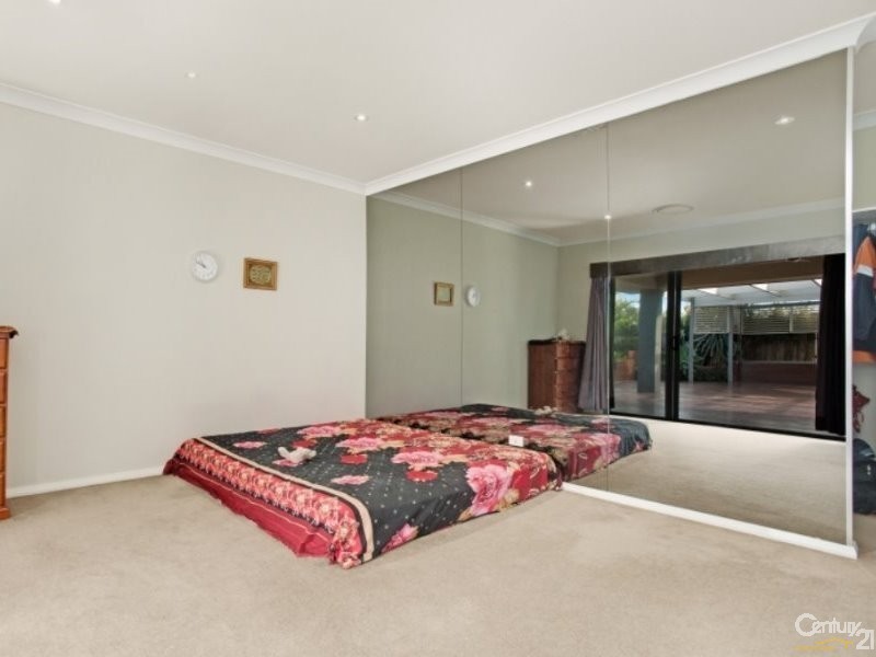 2 Niven Parade, Rutherford NSW 2320