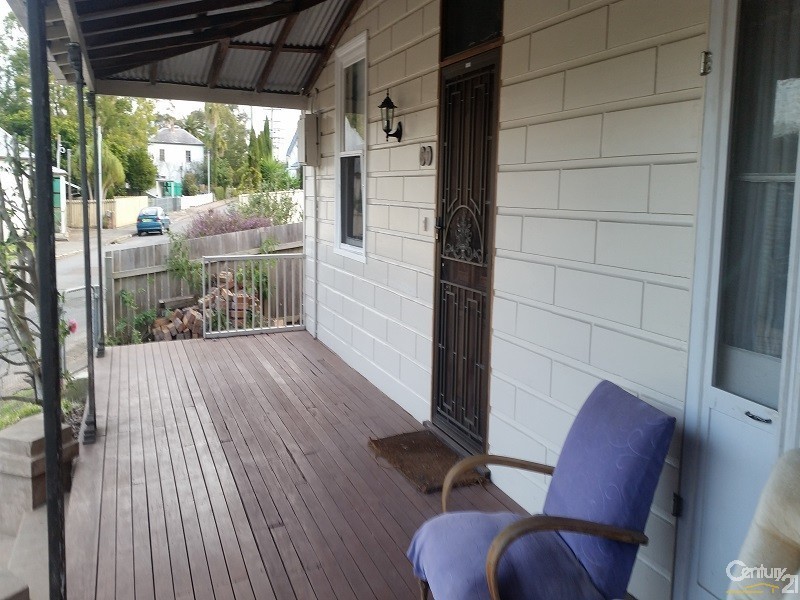 37 Hannan Street, Maitland NSW 2320