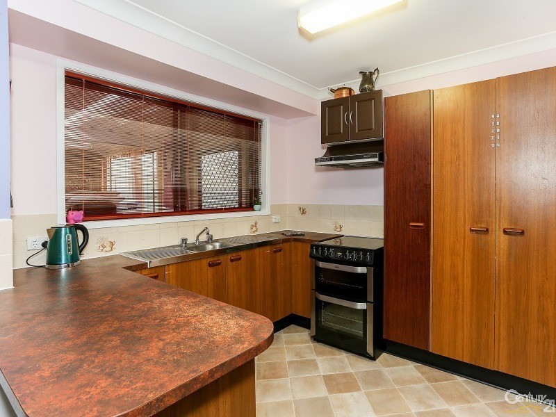14 Dunn Place, Raymond Terrace NSW 2324