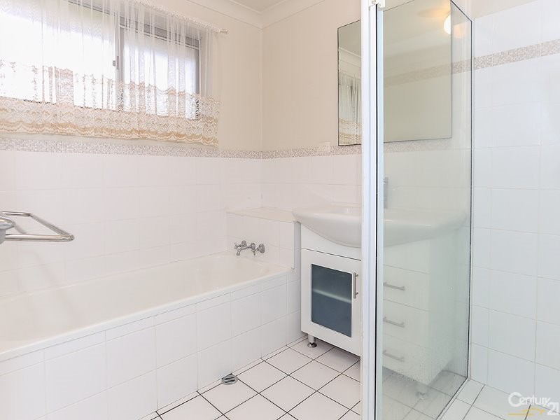 2 Verdant Drive, East Maitland NSW 2323