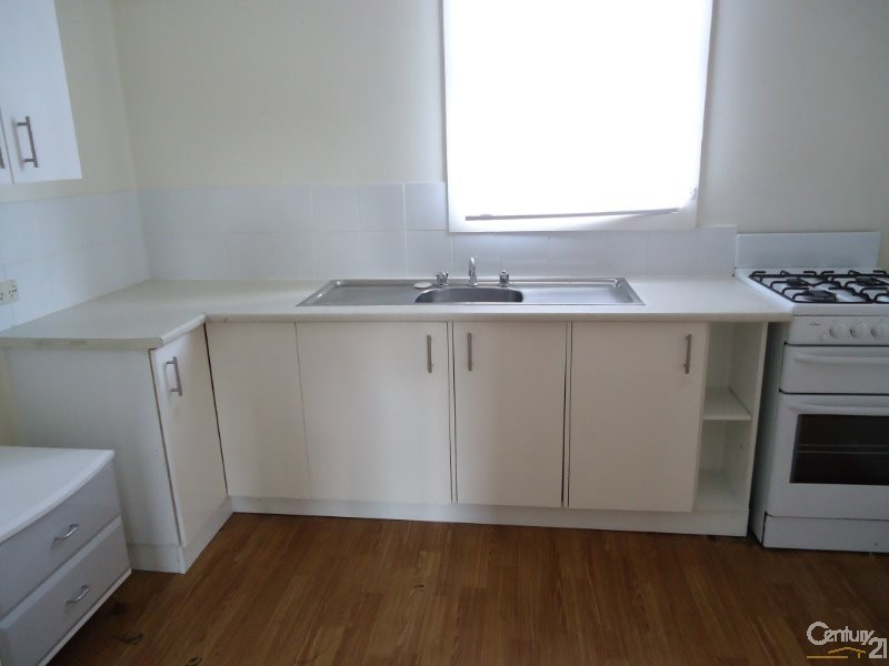 8 Neville Street, Rutherford NSW 2320