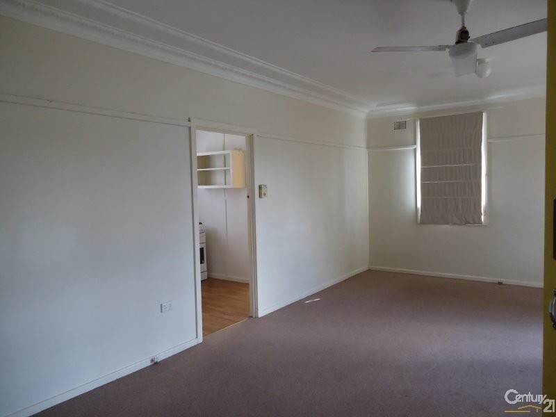 8 Neville Street, Rutherford NSW 2320